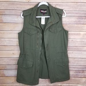 B Sweet Zip Up Collared Vest Size Medium